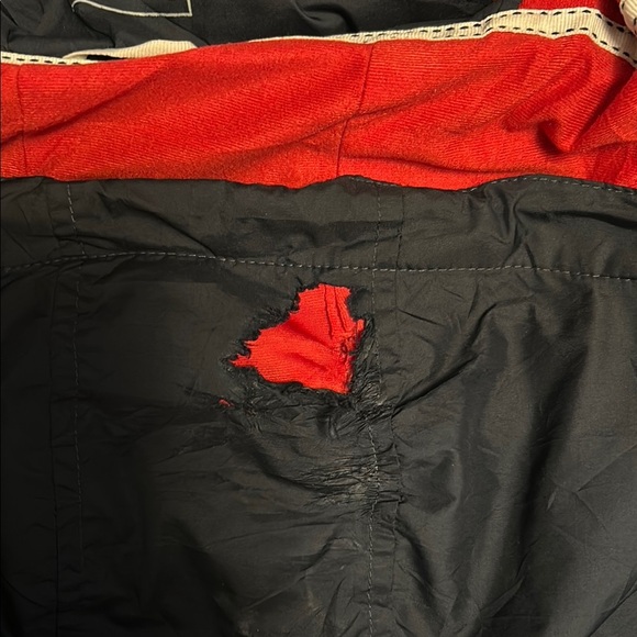 L.L. Bean Men's Black and Red Jacket - Picture 6 of 6